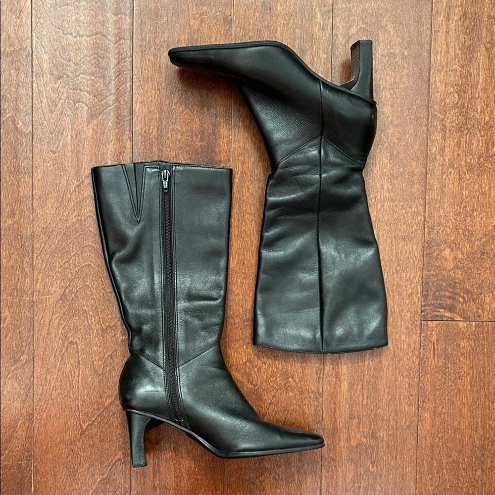 Caressa Sleek Retro 90s Black Leather Heeled Boots with Square Toes, Size 6 - Picture 2 of 16